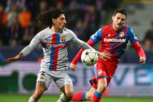Video: Sao trẻ lên tiếng, Barca chia tay C1