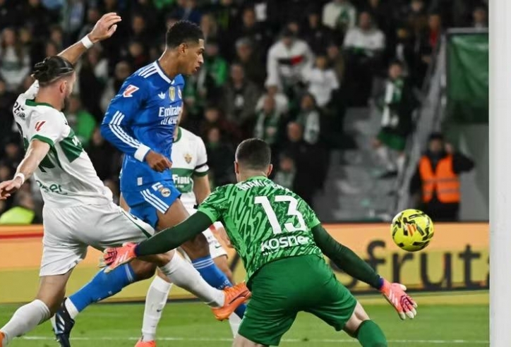 Bellingham cứu Real Madrid thoát thua sốc trước Elche