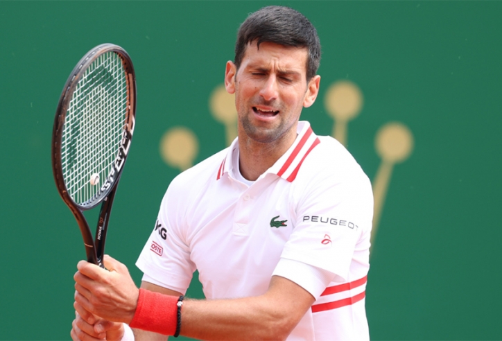 Djokovic lần đầu thất bại trong năm 2021