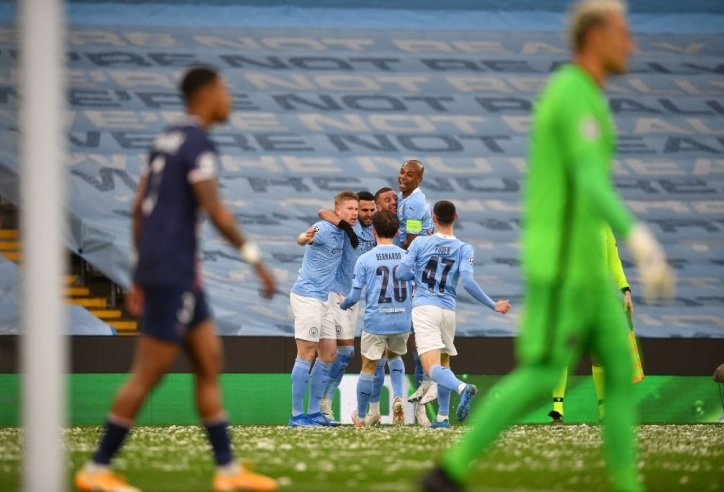 Xác định đội bóng đầu tiên vào chung kết Champions League