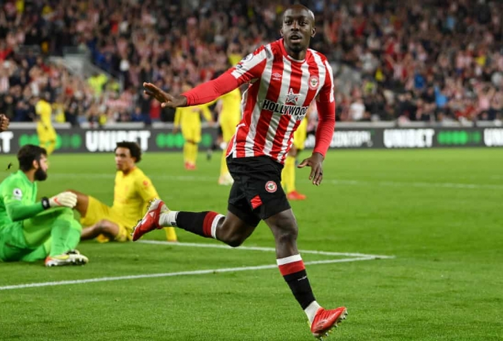 Liverpool ôm hận trước Brentford trong cơn mưa bàn thắng