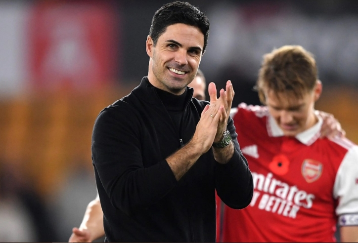 Arsenal đại cải tạo, Arteta quyết bán luôn trung vệ hàng đầu
