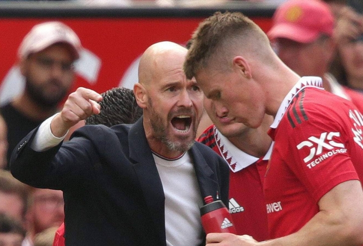 MU bán McTominay với giá không tưởng, vẫn đắt hàng như 'tôm tươi'