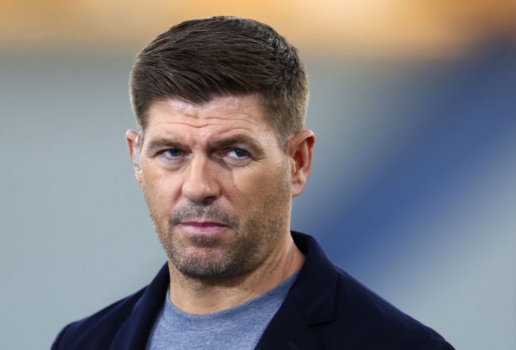 Gerrard đóng vai siêu cò, Al-Ettifaq sẵn sàng trả lương gấp 4 lần cho sao Liverpool