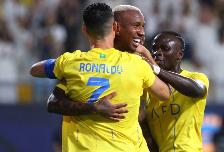 Ngôi sao Al-Nassr thán phục Cristiano Ronaldo