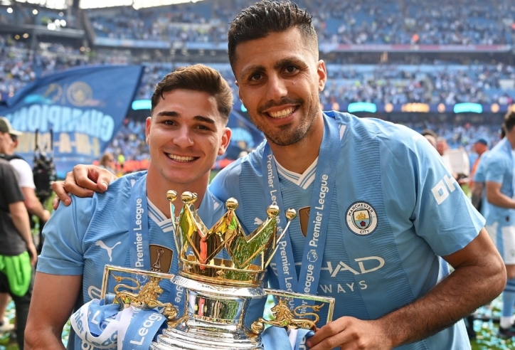 Rodri đi vào lịch sử, chỉ thẳng thứ giúp Man City vô địch 4 lần liên tiếp tại NHA
