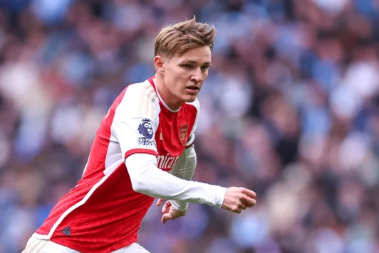Arsene Wenger: Arsenal đã phải ‘chiến đấu như điên’ để có được chữ ký của Odegaard