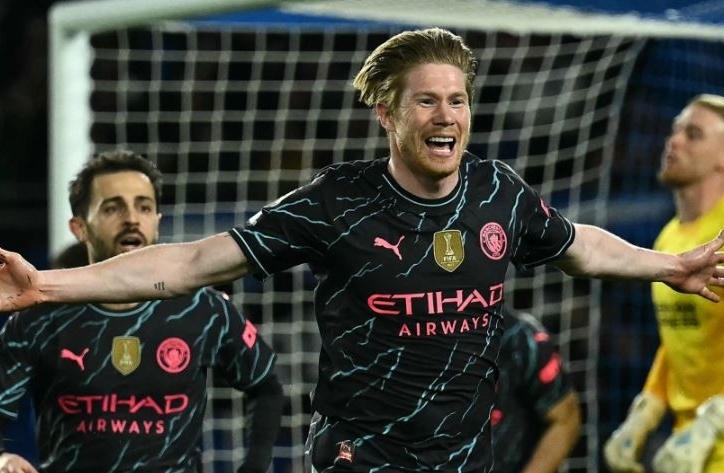 Redknapp tuyên bố De Bruyne là tiền vệ số 1 lịch sử Premier League