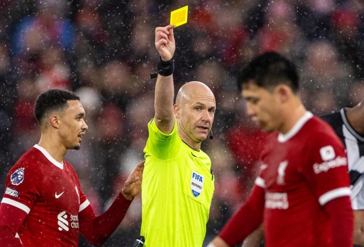 Premier League chốt 'hung thần' bắt chính đại chiến Liverpool vs Man City