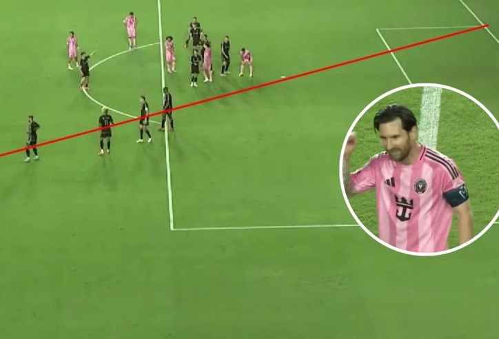 Trọng tài 'bẻ còi', gây tranh cãi khi từ chối siêu phẩm đá phạt của Messi