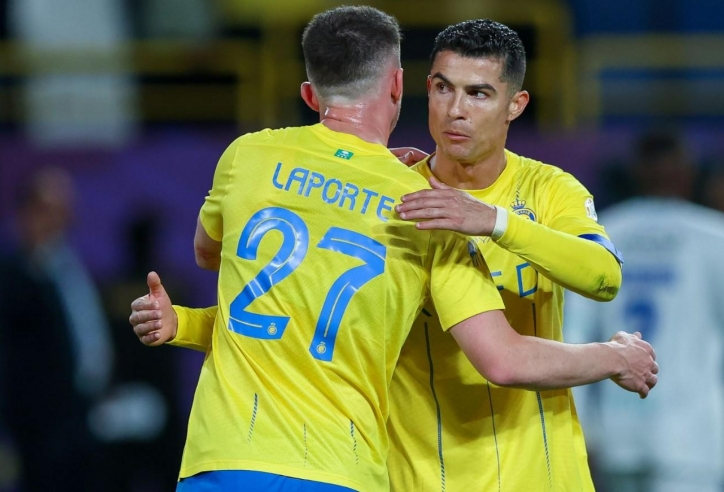 Đưa Laporte trao đổi, Al Nassr đem về 'ngòi nổ hàng công' mới cạnh Ronaldo