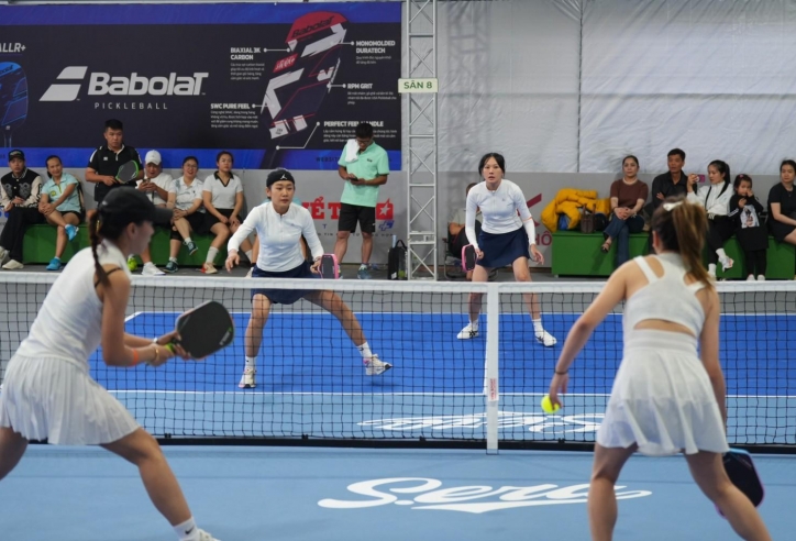 Pickleball và tranh cãi 'đánh dở thì hét nhỏ thôi' gây bão mạng