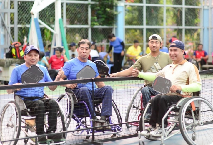 Luật chơi Pickleball cho người ngồi xe lăn: Hướng dẫn chi tiết, dễ hiểu và công bằng