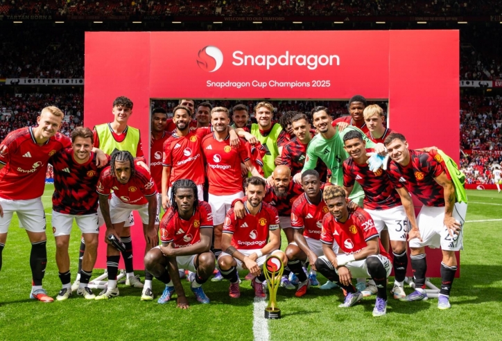 Loạt tân binh ra mắt, MU chính thức vô địch Snapdragon Cup