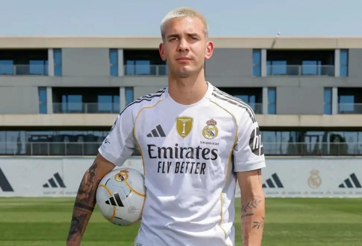 Tân binh Real Madrid lập kỷ lục đặc biệt