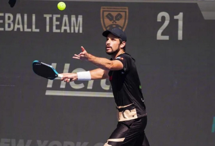 Giao bóng và kitchen: Hai “cái bẫy” người chơi phải tránh trong pickleball