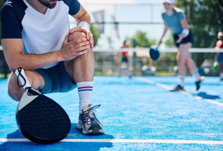Bác sĩ cảnh báo một điều khi chơi pickleball