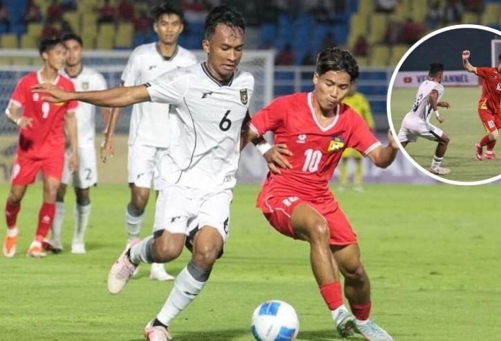 Chuyên gia Indonesia gây tranh cãi: 'U23 Lào dựng xe buýt như Việt Nam'