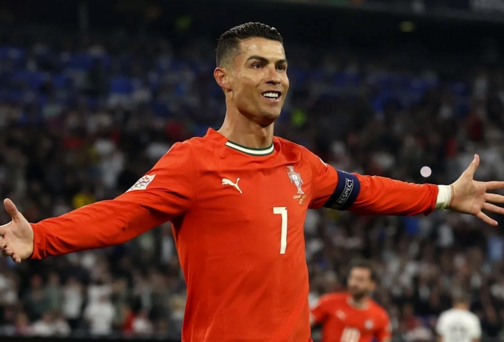 Ronaldo lập công, Bồ Đào Nha thắng kịch tính trước Hungary
