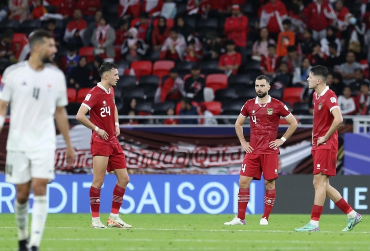 FIFA mạnh tay trừng phạt Indonesia