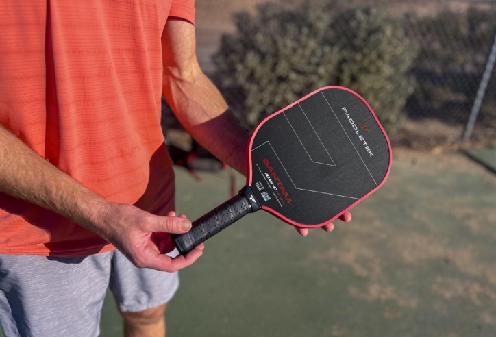 Vợt Paddletek Bantam ALW-C: Đỉnh cao của tốc độ, lực và độ kiểm soát