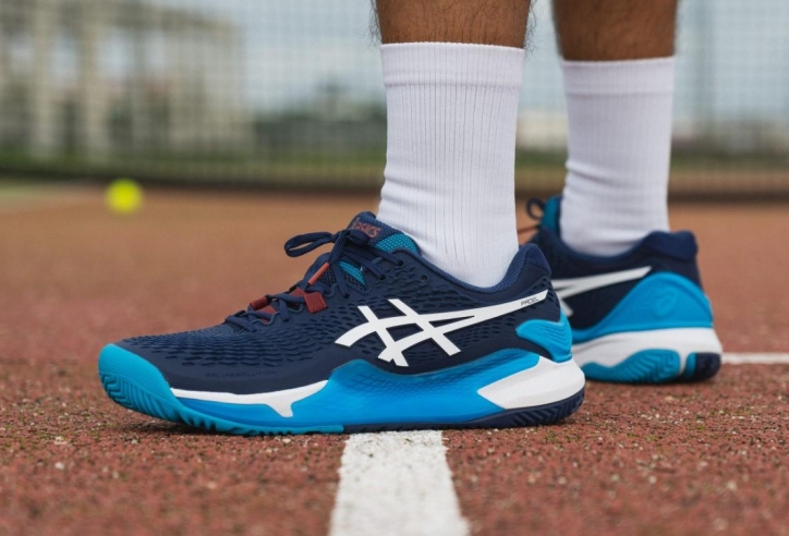 Review giày Asics Gel-Resolution 9: Siêu bền khiến người chơi phải nghiện ngay lần đầu xỏ