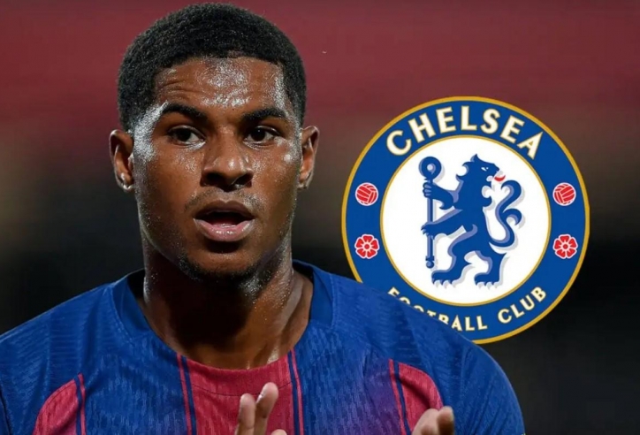 Chelsea tung siêu đề nghị cho 'tiền đạo không thể ngăn cản' của Barca
