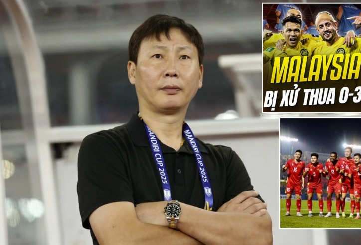 HLV Kim Sang-sik lập kỷ lục khiến cả châu Á nể phục khi Malaysia bị xử thua