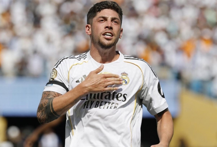 Real Madrid nhận đề nghị gây sốc dành cho Fede Valverde