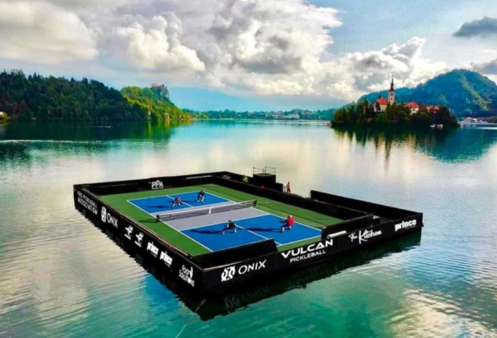 Tuyệt tác sân pickleball nổi của siêu sao NBA gây sốt toàn cầu vì đẹp đến nghẹt thở