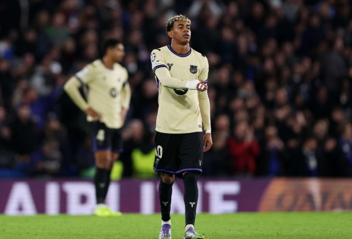 'Yamal chơi quá tệ, khiến Flick mất mặt hoàn toàn'