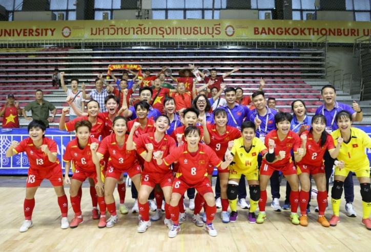CĐV Indonesia bùng nổ cảm xúc khi gặp Việt Nam ở chung kết SEA Games