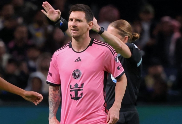 Đội của Ronaldo vùi dập Messi và Inter Miami 6 bàn không gỡ
