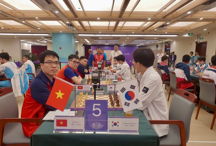 Lê Quang Liêm 'dẫn đoàn', cờ vua Việt Nam đại thắng tại ASIAD 19