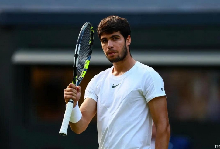 Zverev dằn mặt Alcaraz và Sinner