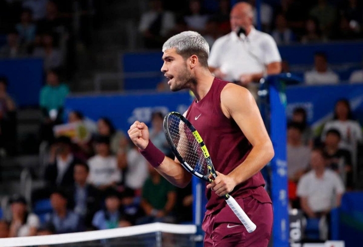 Alcaraz vào bán kết Japan Open 2025