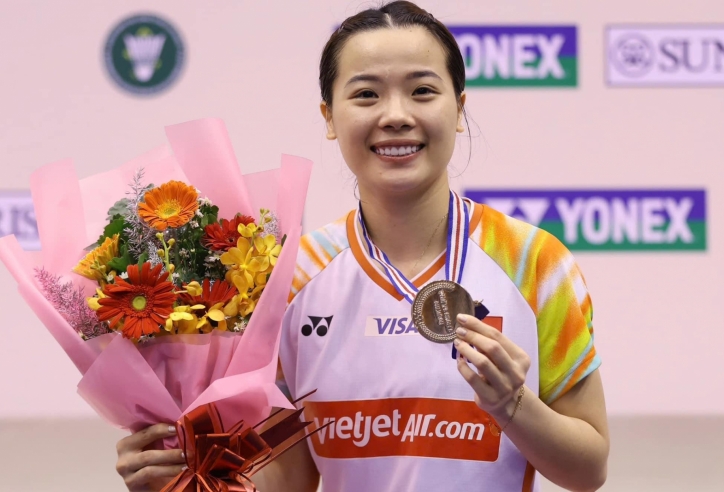 Nguyễn Thùy Linh sát cánh cùng nhà vô địch Olympic tại giải cầu lông đồng đội