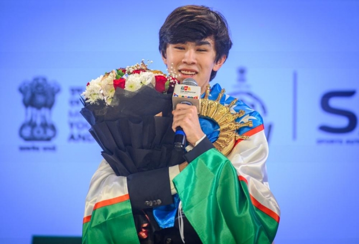 Kỳ thủ 19 tuổi vô địch World Cup, đi vào lịch sử cờ vua thế giới