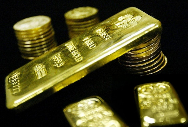 Giá vàng hôm nay chiều 22/4: SJC, DOJI không ngừng lập đỉnh mới