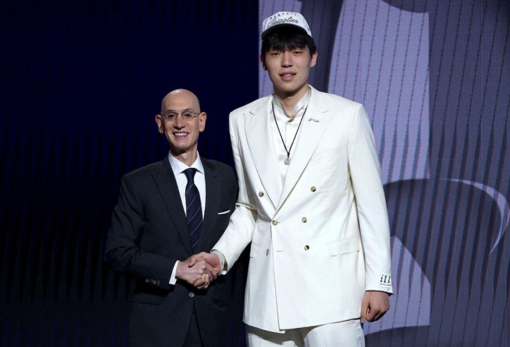 'Khổng lồ bóng rổ' Trung Quốc cao 2m18 gia nhập NBA, phá dớp kéo dài 18 năm