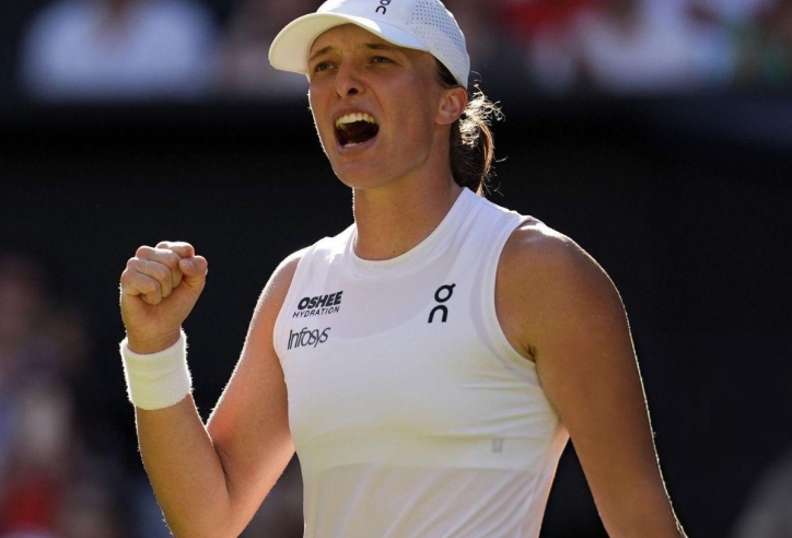 Swiatek gây bất ngờ khi tiết lộ bí quyết thăng hoa ở Wimbledon 2025