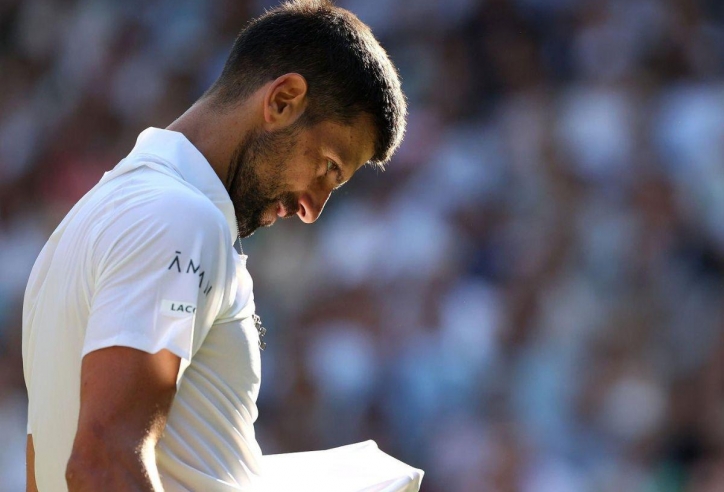Cựu sao tennis quan ngại về Djokovic
