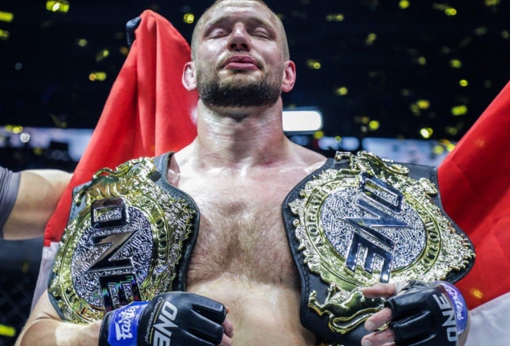 Cựu vương ONE Championship lên tiếng thách thức Khamzat Chimaev