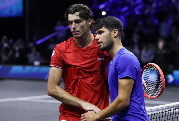 Trực tiếp tennis Carlos Alcaraz vs Taylor Fritz, 9h00 hôm nay 21/9
