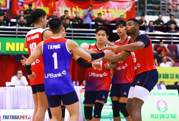 Công an TPHCM giành HCĐ giải bóng chuyền VĐQG 2025