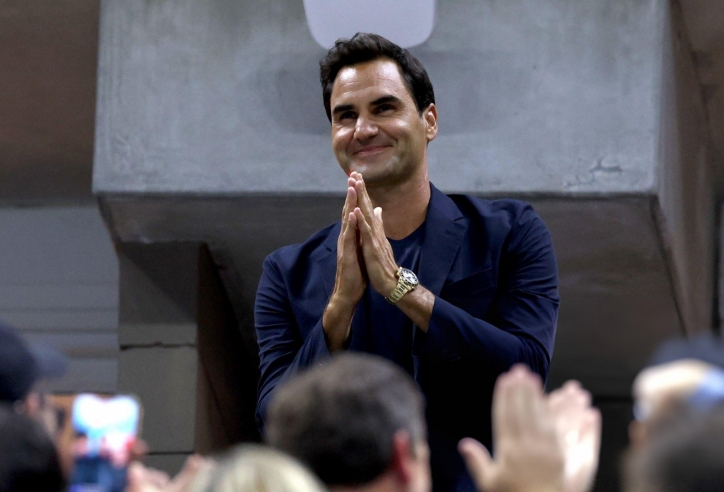 HLV tennis danh tiếng phản pháo Roger Federer