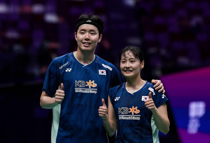 Nhà vô địch cầu lông thế giới giải nghệ ở tuổi 30