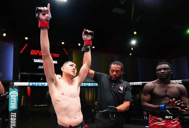 UFC Fight Night 263: Steve Garcia hạ gọn David Onama trong hiệp 1