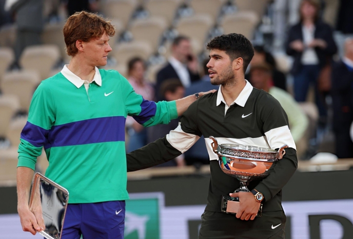 HLV danh tiếng phủ nhận Alcaraz vượt trội Sinner