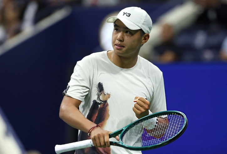 Tay vợt gốc Việt sáng cửa đăng quang Next Gen ATP Finals 2025